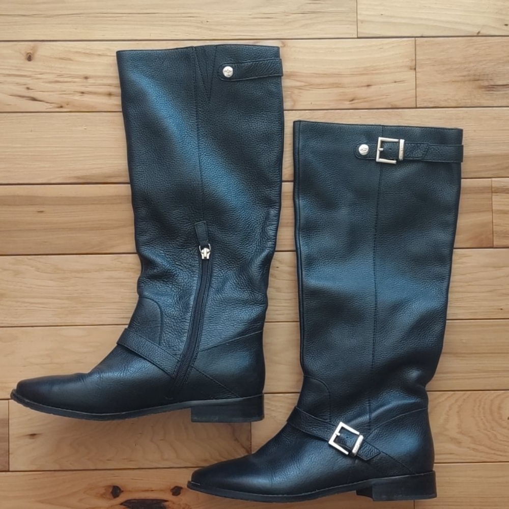 Elaine Turner riding boot black leather Anne klein